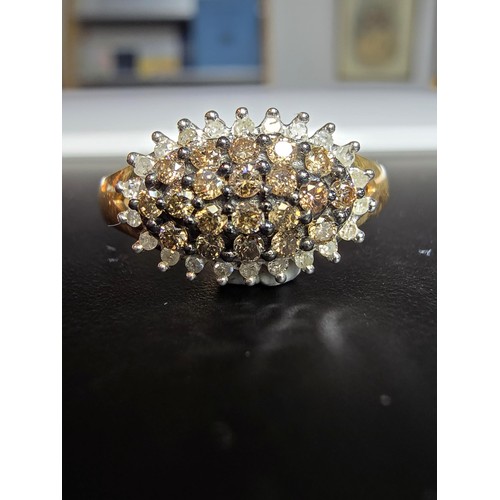 316 - Stunning 9ct Yellow Gold Diamond Cluster Ring inset with a large quantity of chocolate diamonds to t... 