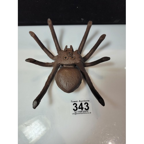 343 - Unusual Cast iron spider / tarantula figure diameter of 16.5cm height of 5cm