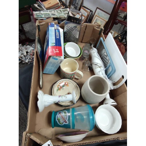 123 - 2x boxes of collectables inc glass stem vases, ceramic vases, 3x teddy bears, quantity of candles al... 