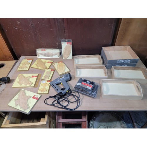 478 - A selection of wooden items to include 4 trays and 2 boxes along with a bag of Richard Burbidge furn... 