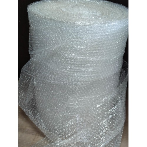 451 - 2x large rolls of small bubble, bubble wrap in good order