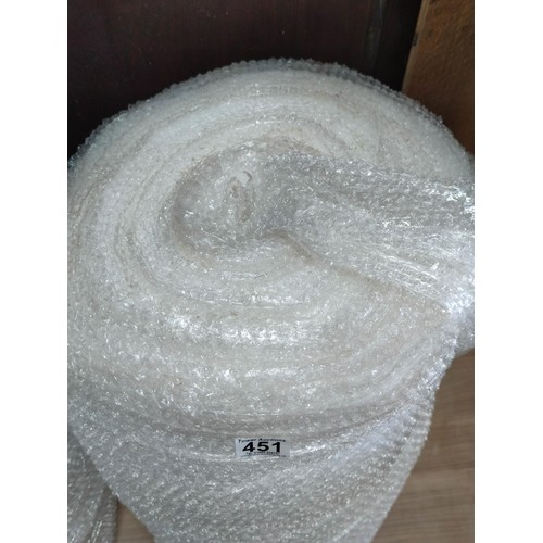 451 - 2x large rolls of small bubble, bubble wrap in good order