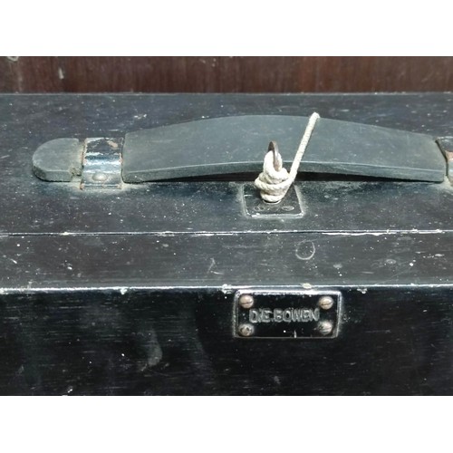 452 - Good quality vintage black wooden carpenters box with two drawer inside containing a quantity of too... 