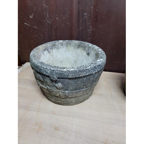 518 - 2x Medium stoneware planters in good order, straight from the garden with ivy design 30cm high 30cm ... 