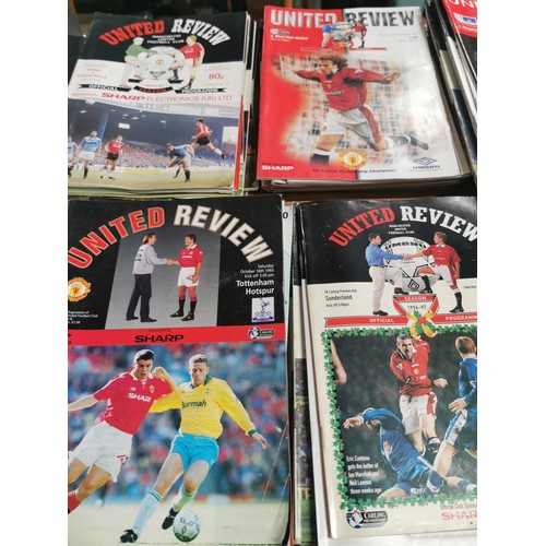 129 - Large quantity of Man United Home magazines United Review, 163 in total all in good order have been ... 