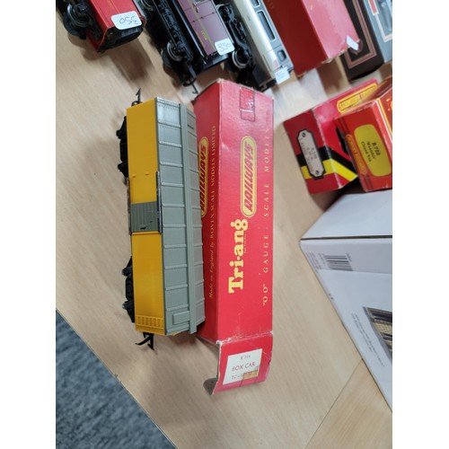 23 - Collection of model railway items to include Hornby Railway rolling stock, coaches, Hornby Intercity... 