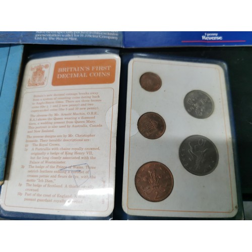 153 - Large quantity of collectors coins inc a Victoria coin collection, Royal mint coin collection 1983, ... 