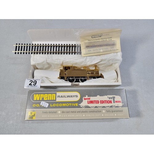 29 - Extremely rare Wrenn W2408 limited edition class R1 0-6-0 non powered tank locomotive layered in 24c... 