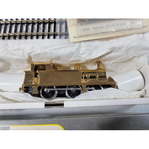 29 - Extremely rare Wrenn W2408 limited edition class R1 0-6-0 non powered tank locomotive layered in 24c... 