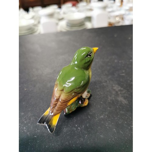 159 - 2 ceramic bird figures including a good quality Beswick greenfinch 2105 along with a Spode mallard, ... 