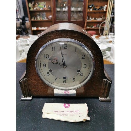 171 - 2x Westminster chime oak mantel clocks, 1 pendulum driven the other platform escapement. 1 comes wit... 