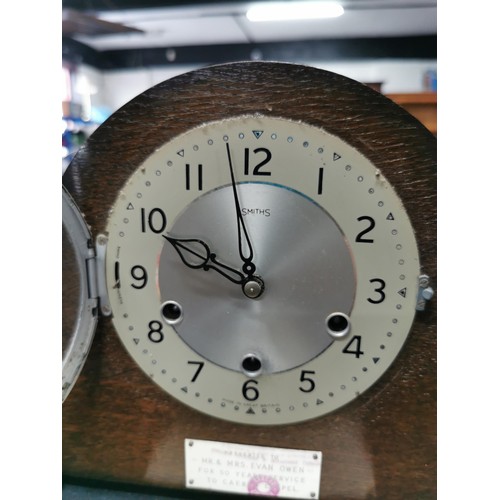 171 - 2x Westminster chime oak mantel clocks, 1 pendulum driven the other platform escapement. 1 comes wit... 