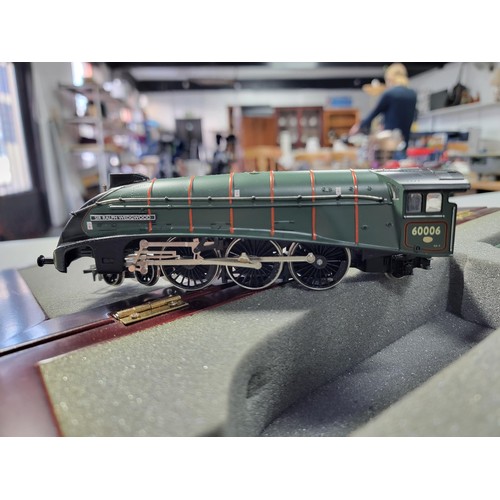 42 - Rare as new Hornby R353 class A4 4-6-2 BR green late crest No.60006 double chimney locomotive Sir Ra... 