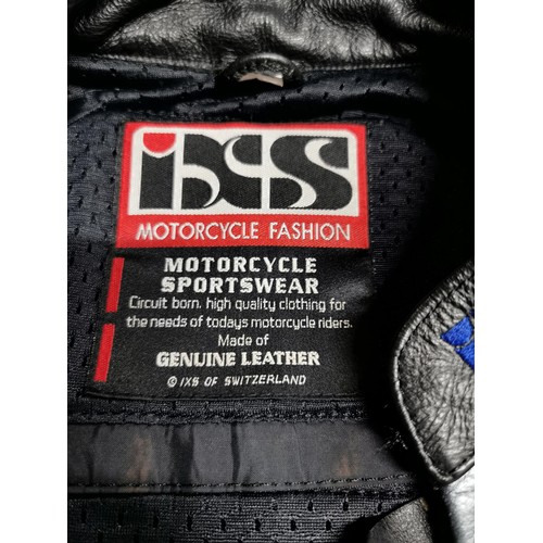 211 - A matching leather trouser and jacket set for motorcycling by IXS.