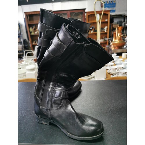 212B - 5 pairs of ladies boots all in size 5 including 3 pairs of genuine leather.