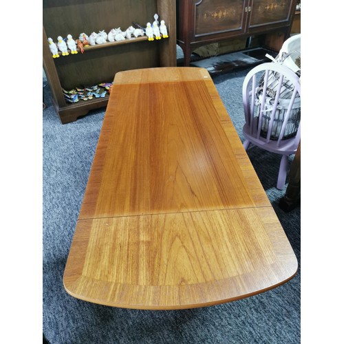 551 - good vintage retro Teak drop leaf  coffee table, very clean condition 95cm closed 145cm with flaps u... 