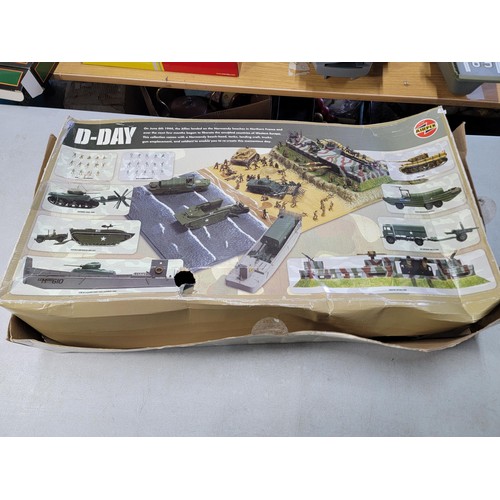 61 - 4x large airfix model kits all boxed 3 of the boxes appear unused the D-Day set is partial built all... 