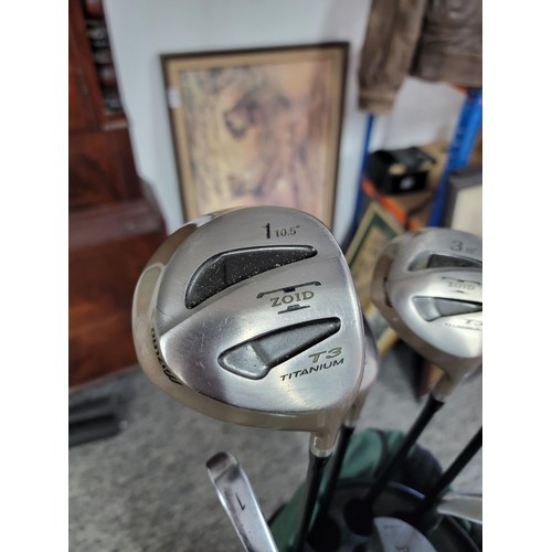 62 - Complete golf set with drivers and putter all matching by Mizuno except the putter along with some a... 