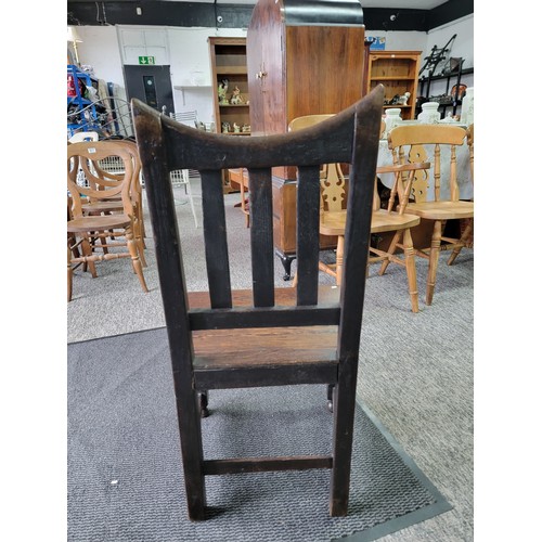 526A - Dark oak antique chair nice and solid