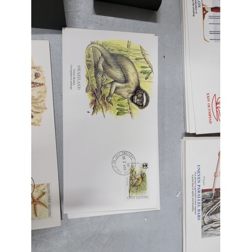 19 - Large quantity of good quality first day covers inc the 1986 World Cup, Flora and Funa from around t... 