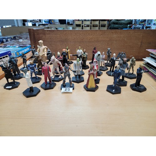 28 - Large collection of official Dr Who figurines 30x in total inc Weeping Angel, Ood Sigma, Tritovore, ... 