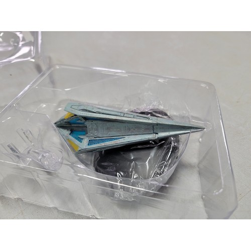 50 - 2x boxed Startrek model figures inc Voth Research vessel along with a Tholian Starship both in good ... 