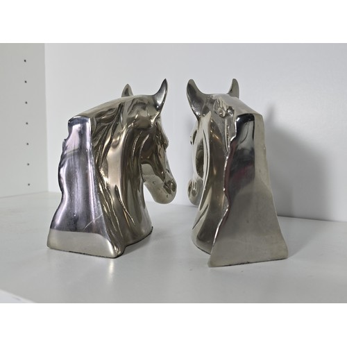 93 - A quantity of Horse figurines to include Horse and foal by the Leonardo collection resin figure a pa... 