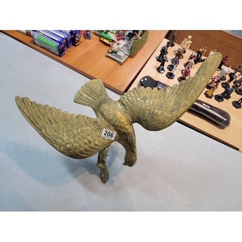 206 - Large good quality solid brass golden eagle of large proportions well detailed stands 45cm high 57cm... 