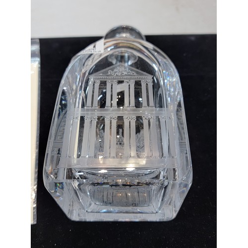 211 - Good quality heavy crystal decanter named St Paul's Decanter by the Heritage Collection, depicting s... 