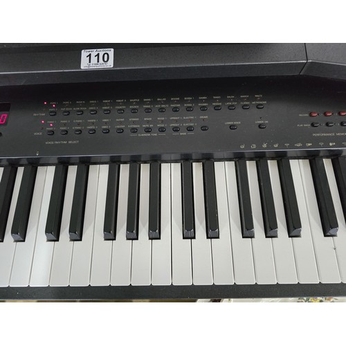 110 - A good quality Yamaha Clavinova CVP-20 keyboard with full weighted keys, ideal for piano practice. T... 