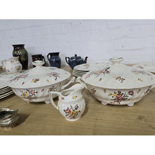 111 - A collection of part dinner and tea sets to include a good 38 piece Royal Doulton Old Leeds Sprays d... 