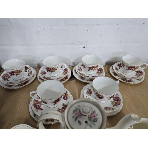 111 - A collection of part dinner and tea sets to include a good 38 piece Royal Doulton Old Leeds Sprays d... 