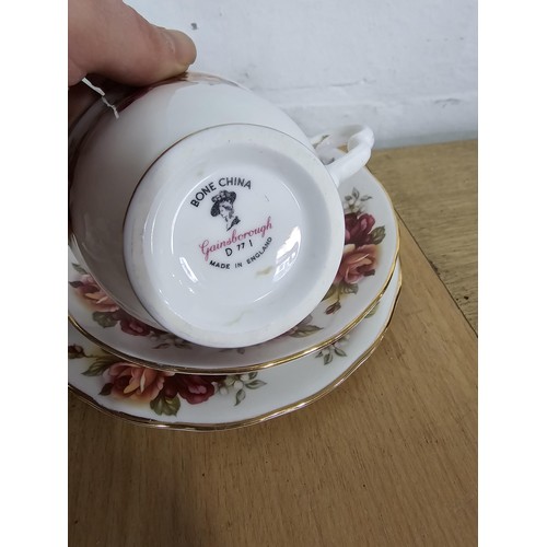 111 - A collection of part dinner and tea sets to include a good 38 piece Royal Doulton Old Leeds Sprays d... 