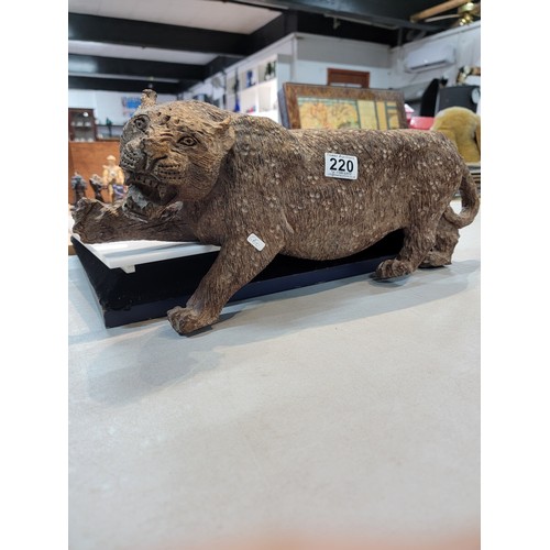 220 - Good quality solid wooden hand carved figure of a Puma / Mountain Lion, well executed, has a small s... 