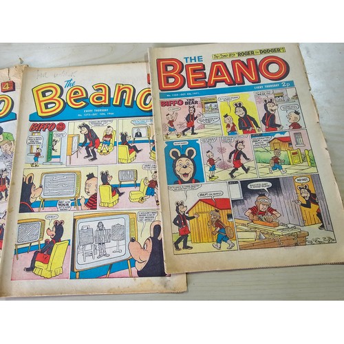 226 - A collection of early vintage Beano items to include a 1954 The Beano Book and a 1959 The Beano Book... 