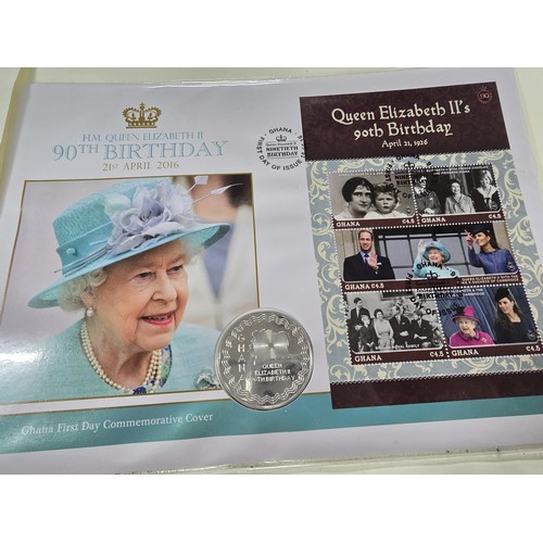 250 - A large collection of 25x commemorative coin stamped first day covers all relating to Queen Elizabet... 