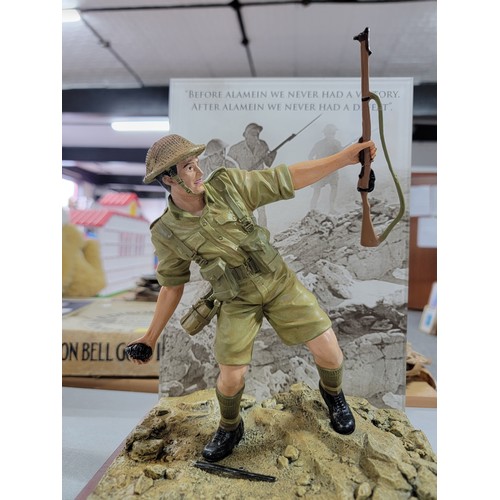 374 - Large impressive The turning of the tide Danbury Mint military figure depicting a solider with a han... 