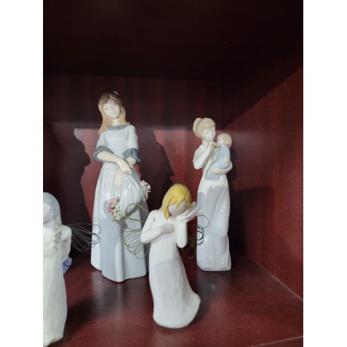 385 - Large quantity of 10x ceramic figurines depicting women, inc 5x ceramic Spanish pieces by various ma... 