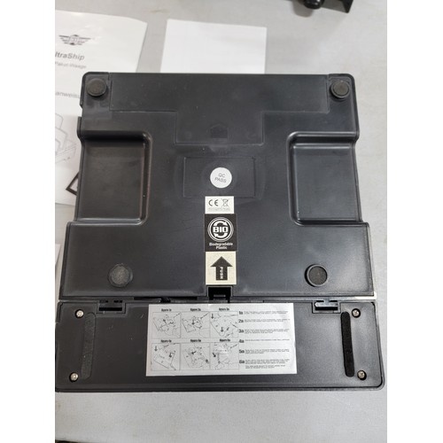 388 - UltraShip digital scales for postage, model ultra-35 has a weighing capacity of 16kg, complete with ... 