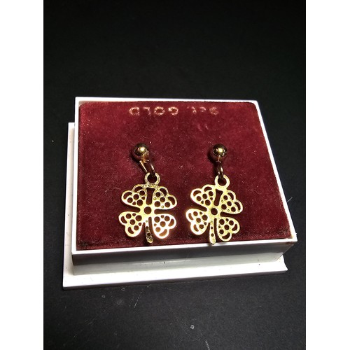 362 - A pair of 9ct yellow gold 4 leaf clover drop earrings in excellent clean condition and boxed. Total ... 