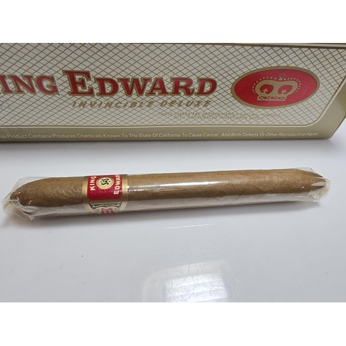 332 - A near complete box of sealed King Edward invincible deluxe cigars. 41 out of 50 in the box. Expensi... 