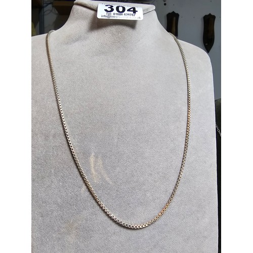 304 - A bundle of 3x good 925 silver chains to include a good quality 22