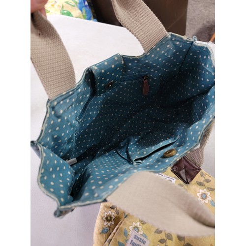 443 - 2x Cath Kidston handbags inc a British Patriotic design bag, a blue and white polka dot bag along wi... 