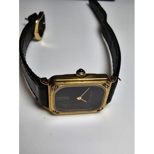 305 - A good quality vintage Maurice Lacroix ladies wrist watch with a leather strap featuring a 17 jewel ... 