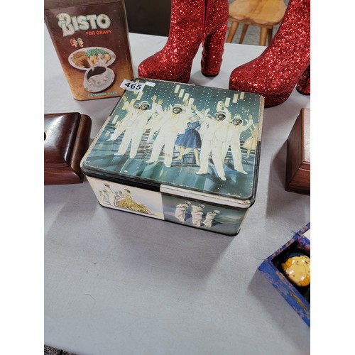 465 - Quantity of collectables inc a Black and White Minsterel Show biscuit tin pictures curtesy of the BB... 