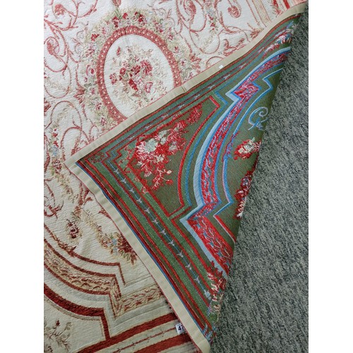 472 - Good quality hand made cream and red floral traditional style rug in excellent condition with no rip... 