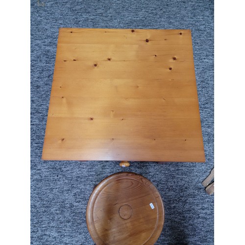 482 - Pine occasional table with 1 drawer to the top and shelf to the base along with a vintage pine 3 leg... 