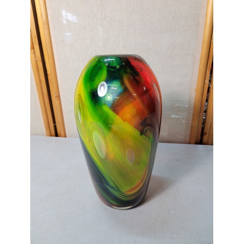 255 - 3 good quality art glass vases to include a stunning multi coloured hand blown glass vase featuring ... 