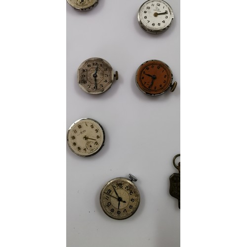 267B - Large quantity of various mechanical watch movements and dials, to include some good brand names. Mo... 