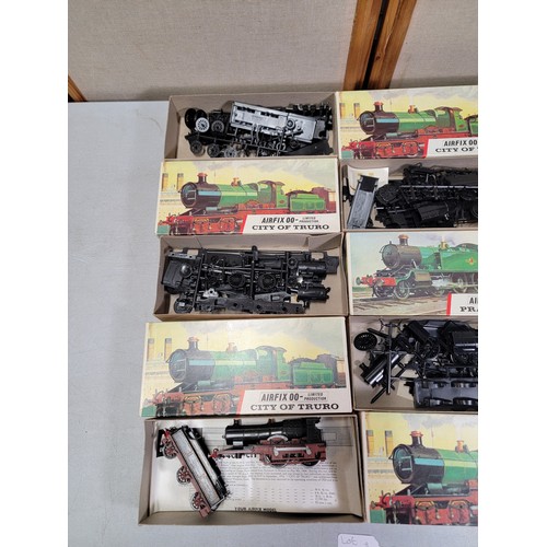 20 - 5x boxed Airfix 00 limited production city of Truro model railway kits, one has been partially made ... 